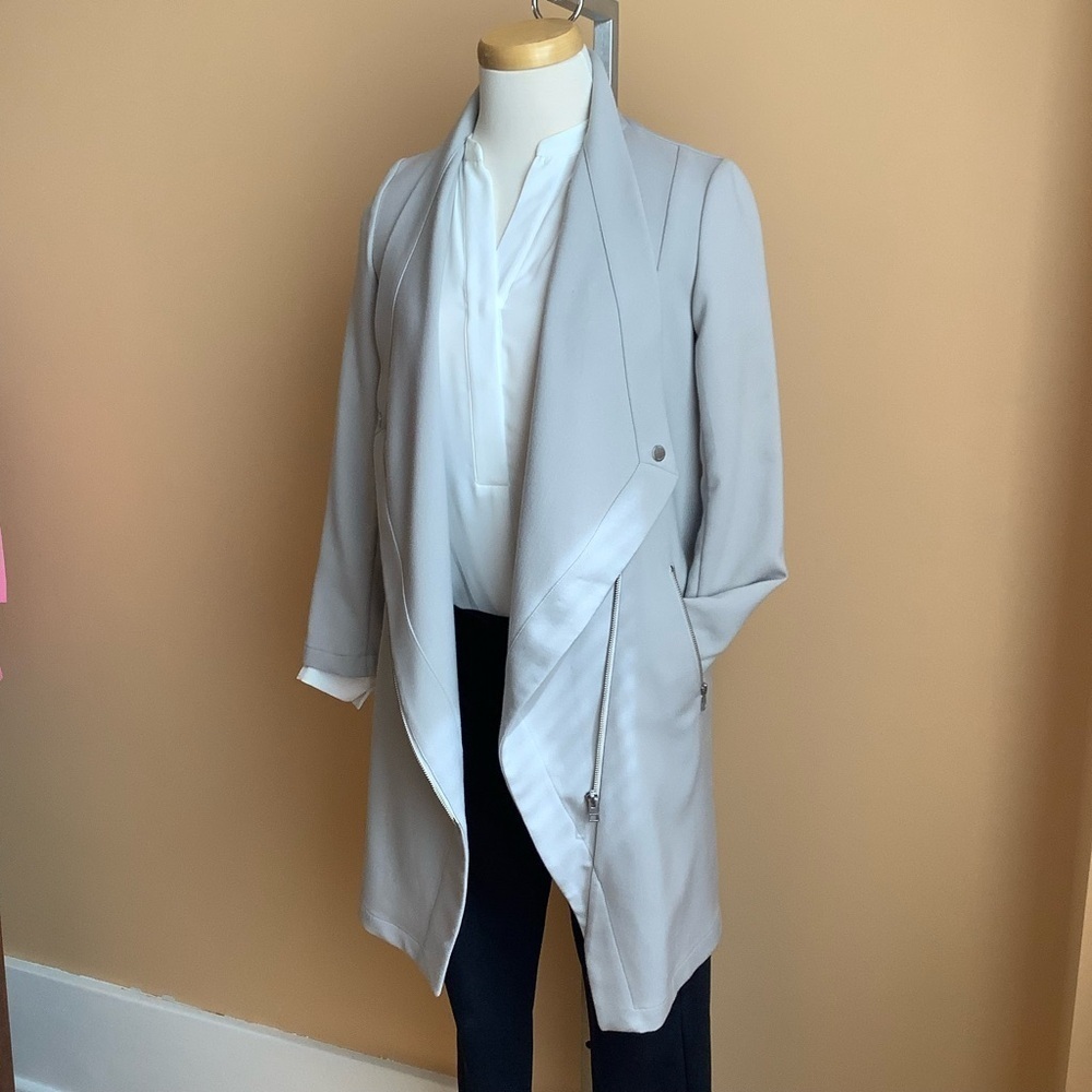 SOIA & KYO Light Gray Asymmetric Cinch Waist Blazer/Jacket